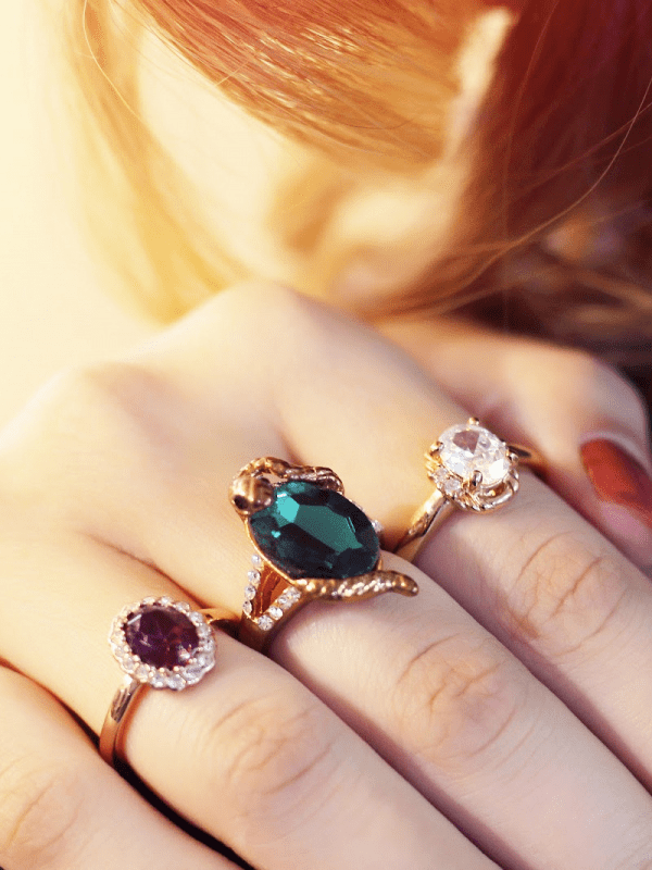 Things You Need to Know About Gemstone Engagement Rings