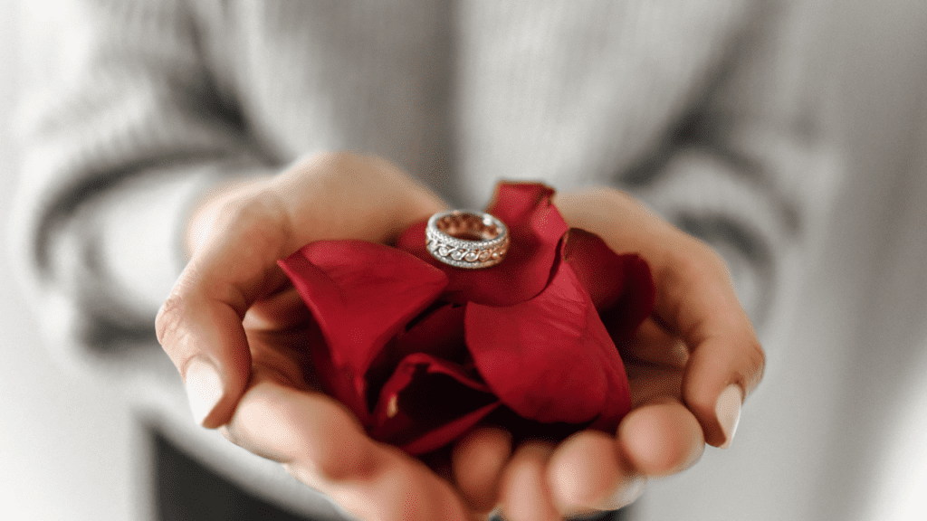 The Benefits of Using Sterling Silver in Jewelry Design (3)